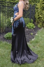 Jovani D5048A Beaded Rhinestone Lace-Up Backless Slit Prom Gown Size 4
