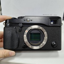Fujifilm X-Pro1 16.3MP Mirrorless Digital Camera Body English Used -Tested