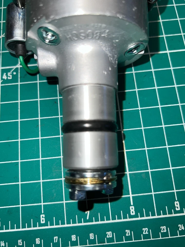 Fully restored German Bosch Porsche 0231129031 distributor. For 912 or 356 Foto 2 de 4