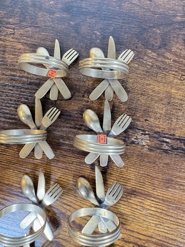 Vintage Mid Century Brass Stylised Cutlery Napkin Rings Cute Kitsch - Picture 9 of 10