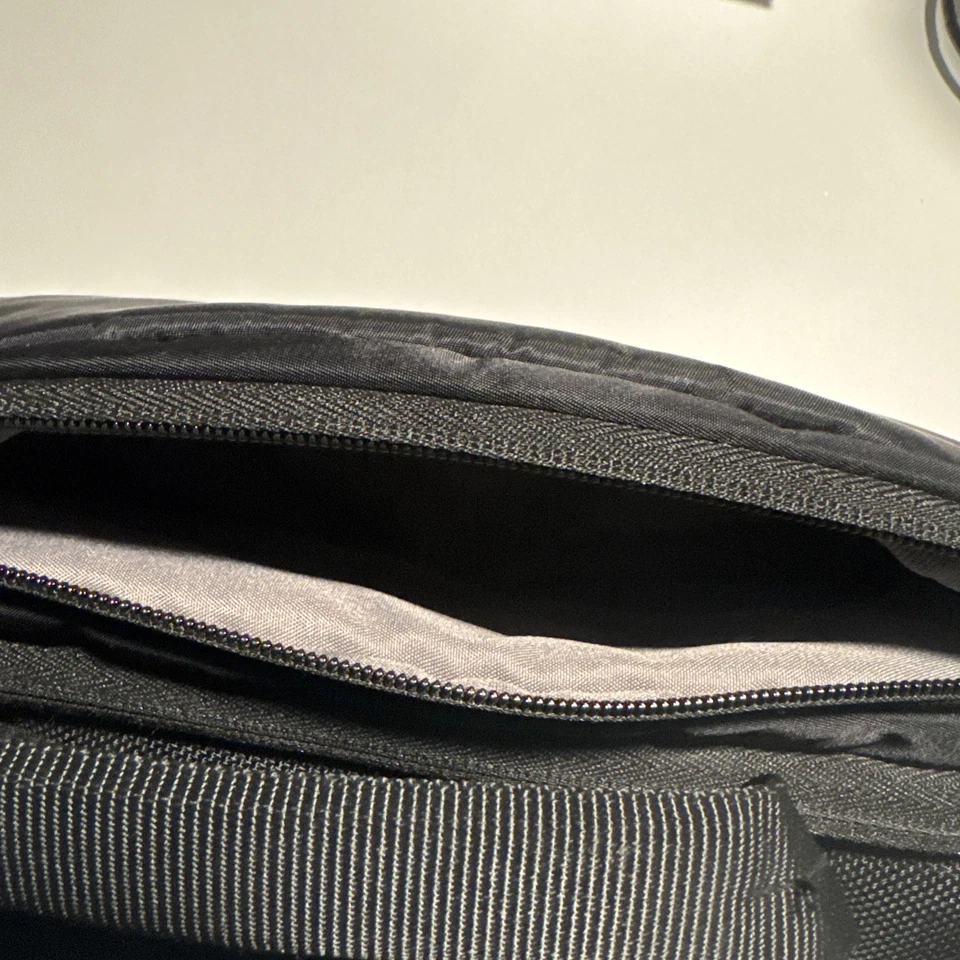 Bolso de hombro Manfrotto 10 negro para cámara profesional Foto 2 de 4