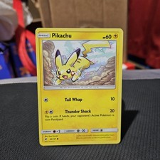 Carta comune Pikachu Pokemon TCG SM Ombre Brucianti #40/147
