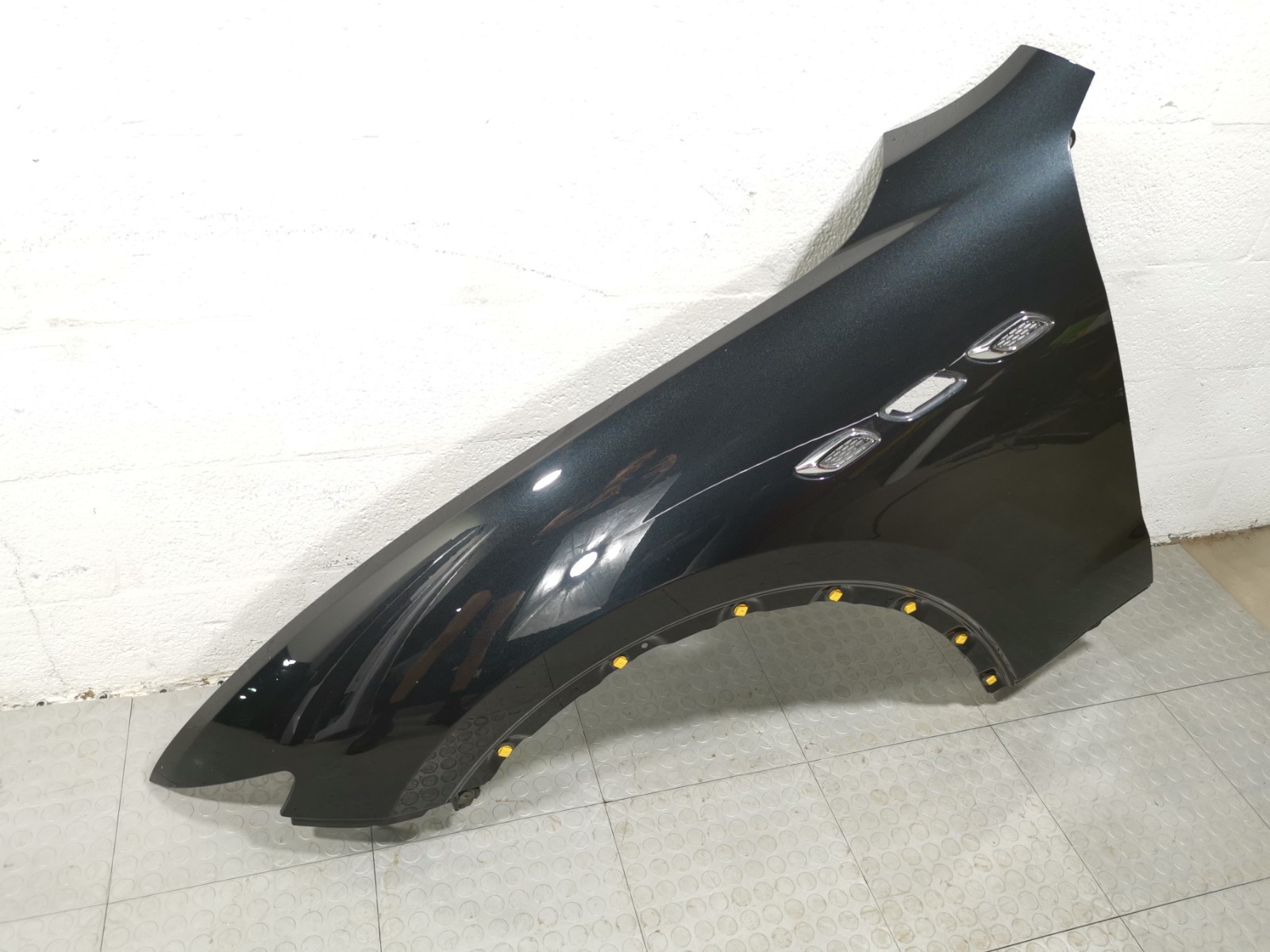 Maserati Levante S AWD 2017 Front Left Black Color Fender Cover OEM