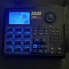 Akai XR-20 Beat Production Center Drum Machin...