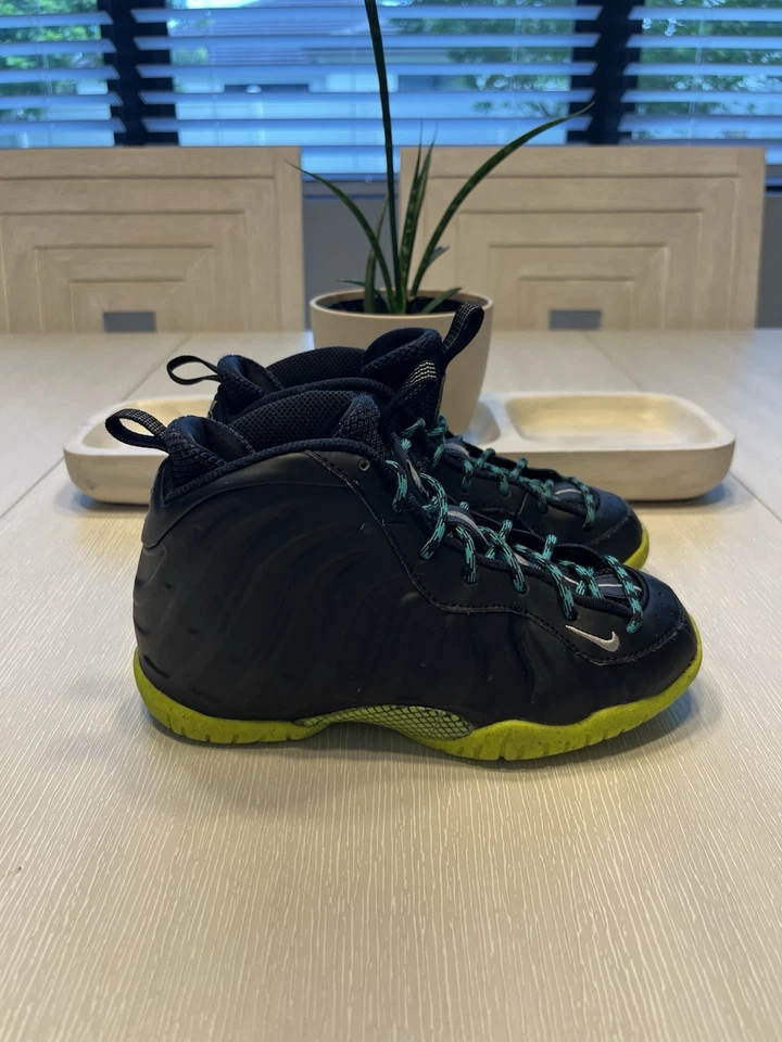 Nike Little Posite One Emerging Powers GS Talla 13c Jóvenes Niños Pequeños Volt Foto 3 de 4