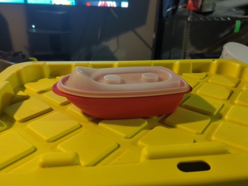 Vintage Tupperware Tuppertoy Red Boat 1732 No Boat Men - 第 1/6 張圖片