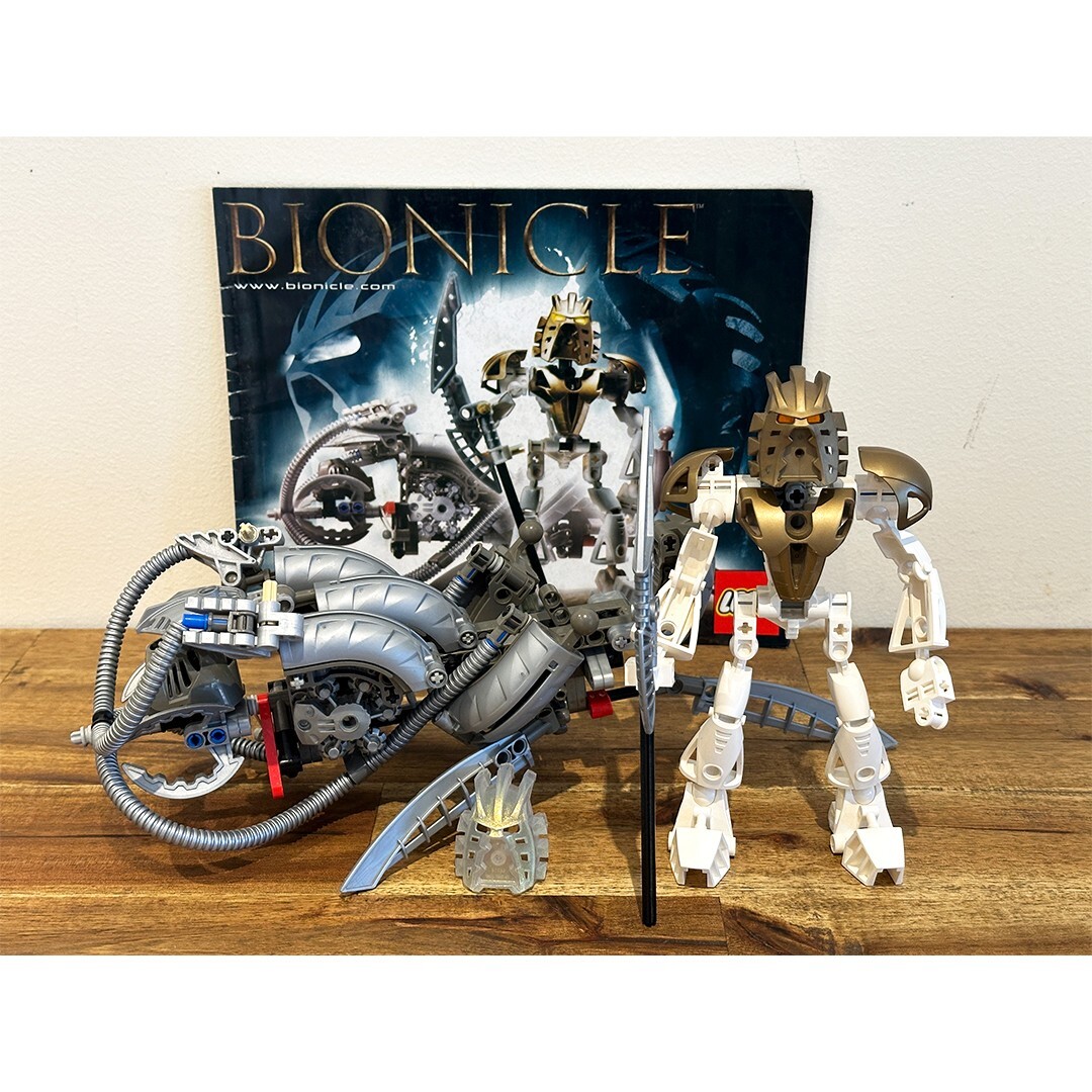 LEGO (8596) Takanuva w/ Instructions Bionicle (USED/RARE)