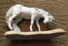 Vintage Princeton Gallery “Love’s Purity” Porcelain Unicorn Figurine 1991