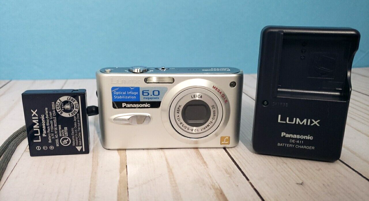 Panasonic Lumix DMC-FX3 6MP Digital Camera (Silver) - Tested, No SD, battery