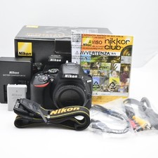 Shutter count "5252" Nikon digital SLR camera D5500 body black