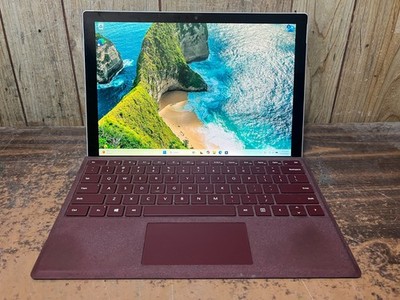 Microsoft Surface Pro 1796 12.3  Intel i7-7660U 2.5GHz 8GB RAM 256GB SSD WIN11P