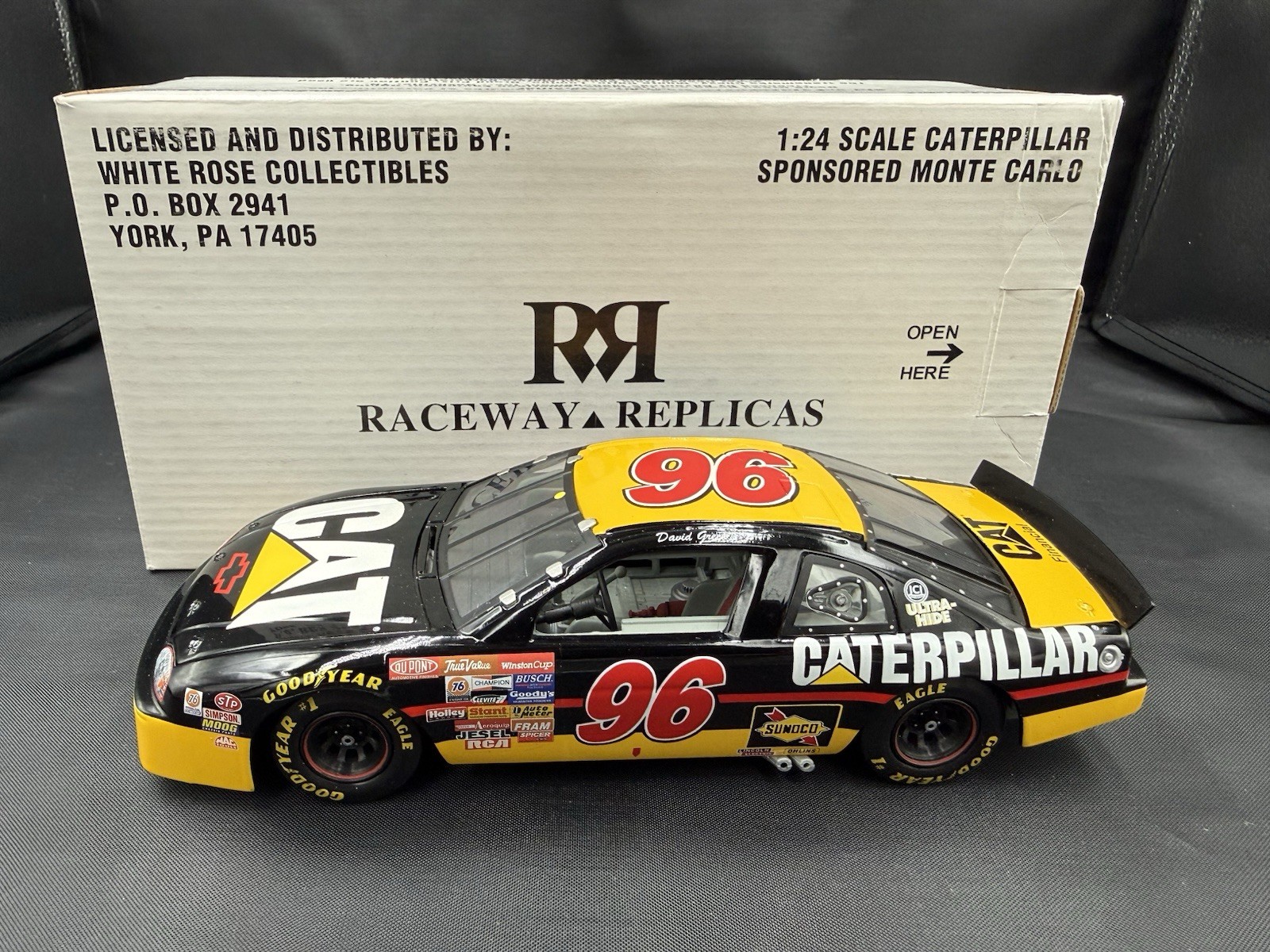 Raceway Replicas 1:24 1997 Chevy Monte Carlo NASCAR Caterpillar #96 David Green
