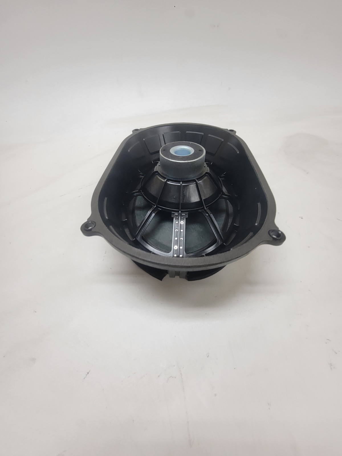14-24 MASERATI GHIBLI CENTER REAR SHELF DECK SPEAKER SUB WOOFER HARMAN 670009429