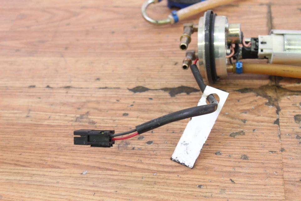 2009 POLARIS RMK 800 DRAGON 燃油泵组件-需要更换管 — 第 2/4 张图片