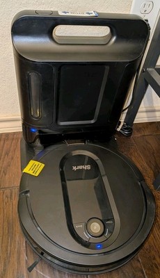 Shark IQ AI Robot Vacuum UR1105ARUS Black Robotic Vacuum Cleaner. New Battery.