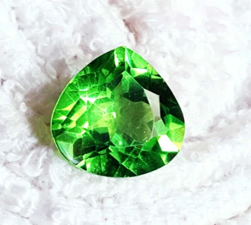 Natürlich Peridot 8.90 Karat Lose Edelstein Birne Form Zertifiziert - Bild 3 von 4