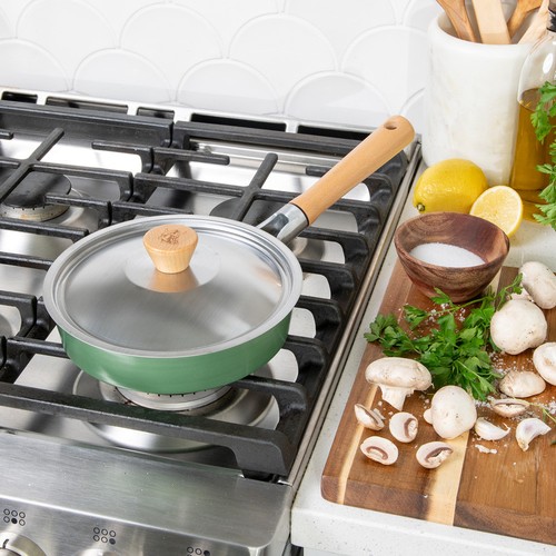 Nordic Ware Cardamon™ 8" nieprzywierająca patelnia z pokrywką - Zdjęcie 5 z 8