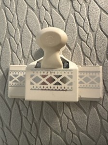 Martha Stewart Deep Edge Border Punch Diamond Fence Trim
