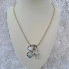 Gorgeous Swarovski Necklace