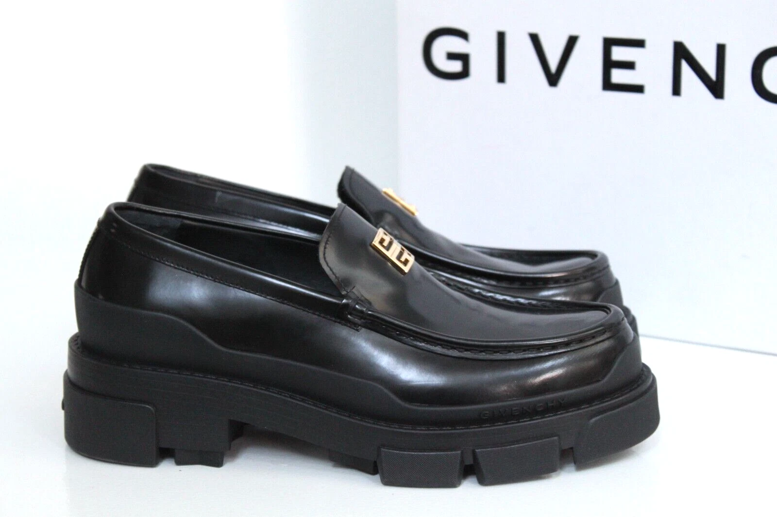 Givenchy — New sz 7.5 / 38 GIVENCHY Terra Black Logo Plaque Slip-On Loafers Flat Shoes