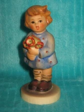 Vintage Goebel Hummel Girl Standing Holding Bouquet Nosegay Flowers Figurine EUC
