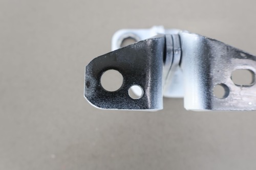 2022-2023 Jeep Grand Wagoneer Front Right Upper & Lower OEM Door Hinges (White) - Picture 5 of 24