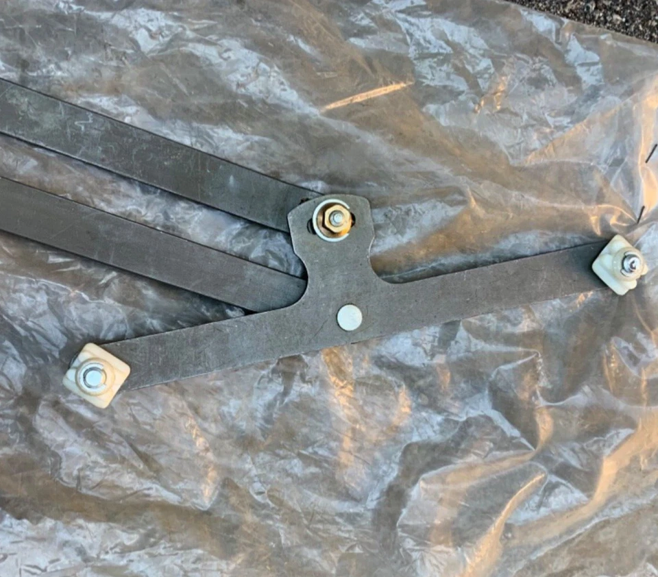 Regulador de ventana derecha Porsche 911/912 1965-68 pieza de fábrica # 90154204222 nuevo de stock Foto 2 de 4