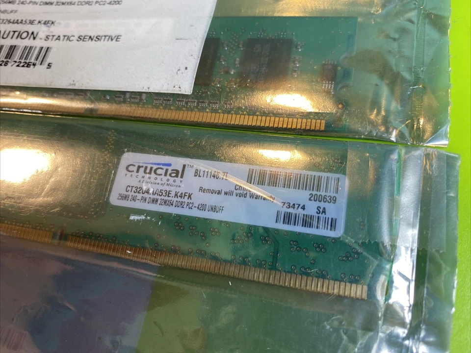 Sealed Crucial CT3264AA54E - 256MB DDR2-400MHz PC2-4200 CL3 240-Pin DIMM Memory - Image 3 of 4