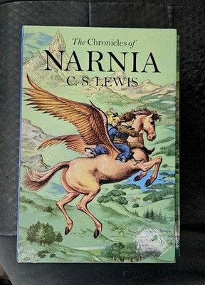 Chronicles of Narnia Full-Color Paperback 7-Book Boxed Set