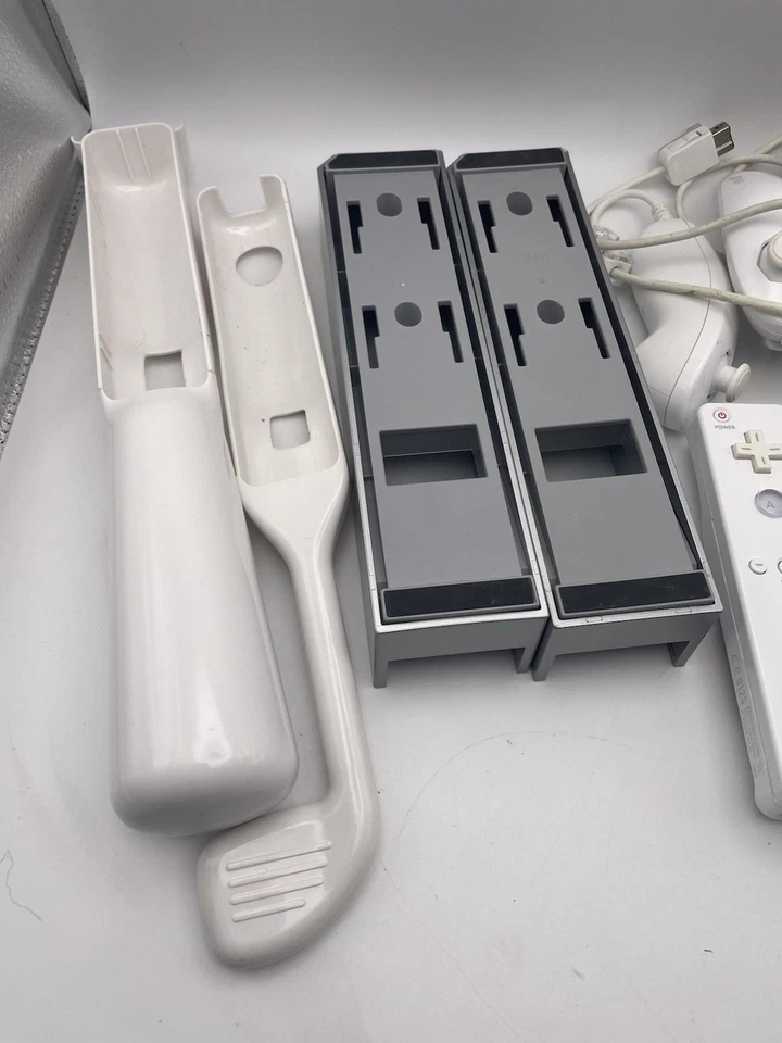 Lot White OEM Nintendo Wii Remote Controllers Nunchuk Golf Blaster Bat - Image 2 of 4