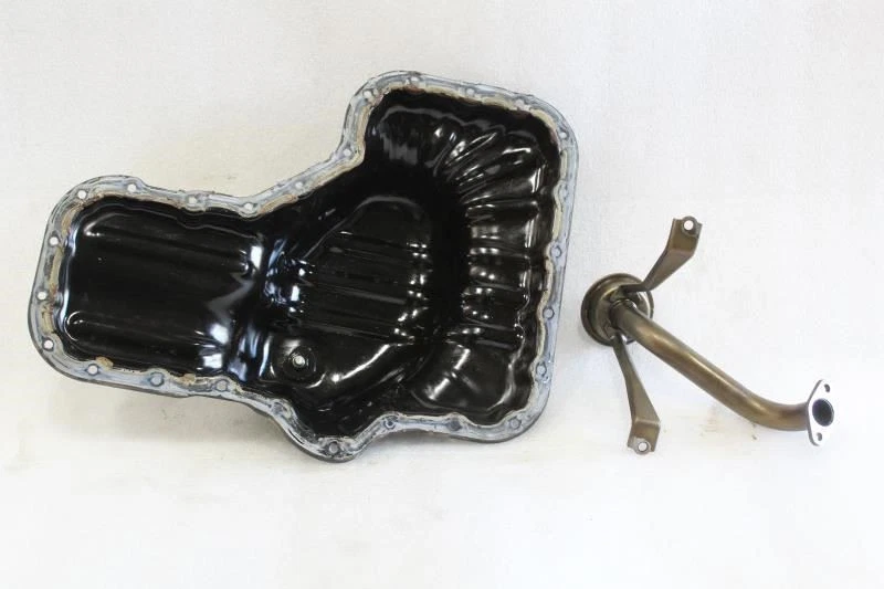 2006 TOYOTA SEQUOIA LOWER ENGINE MOTOR OIL PAN AND STRAINER Foto 2 de 4