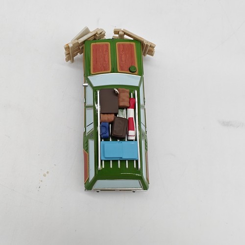 Hallmark Ornament Family Vacation Truckster Takes FLIGHT National Lampoon's - Picture 12 of 13