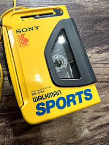 1983 Sony Walkman | eBay