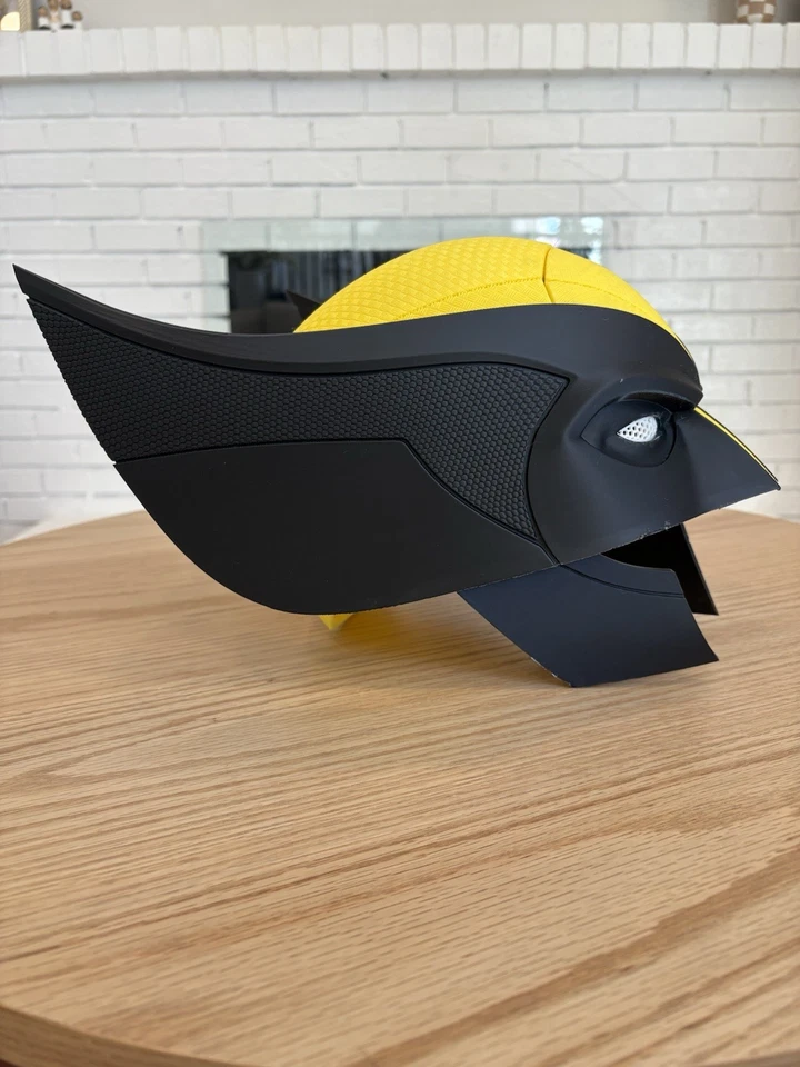 Casco Máscara Wolverine Impreso en 3D Magnético Logan Usable o Exhibición TAMAÑO PERSONALIZADO Foto 3 de 4