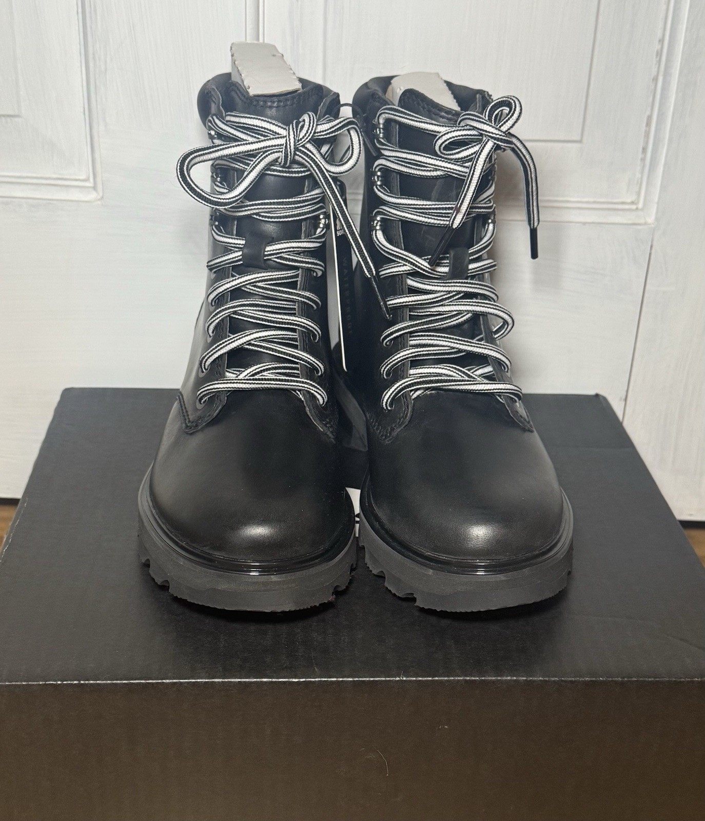 Sorel Lenox Lace STKD Black Leather Combat Boots US 6.5 Waterproof Impermeable