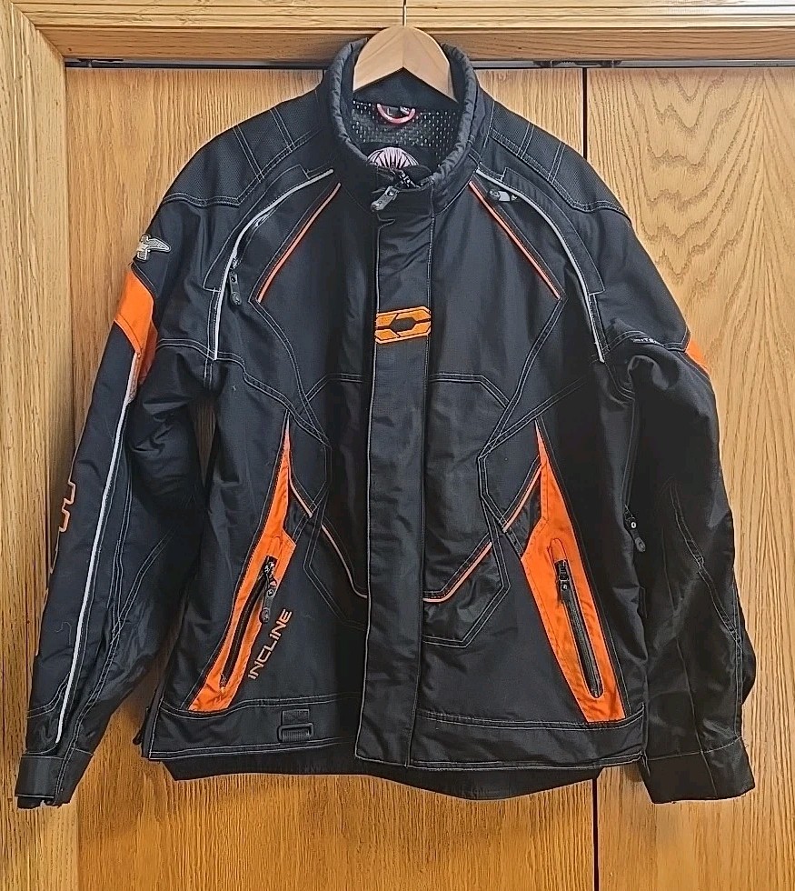 Castle X Incline Racing Snowmobile Jacket  Men’s Large  Black/orange 