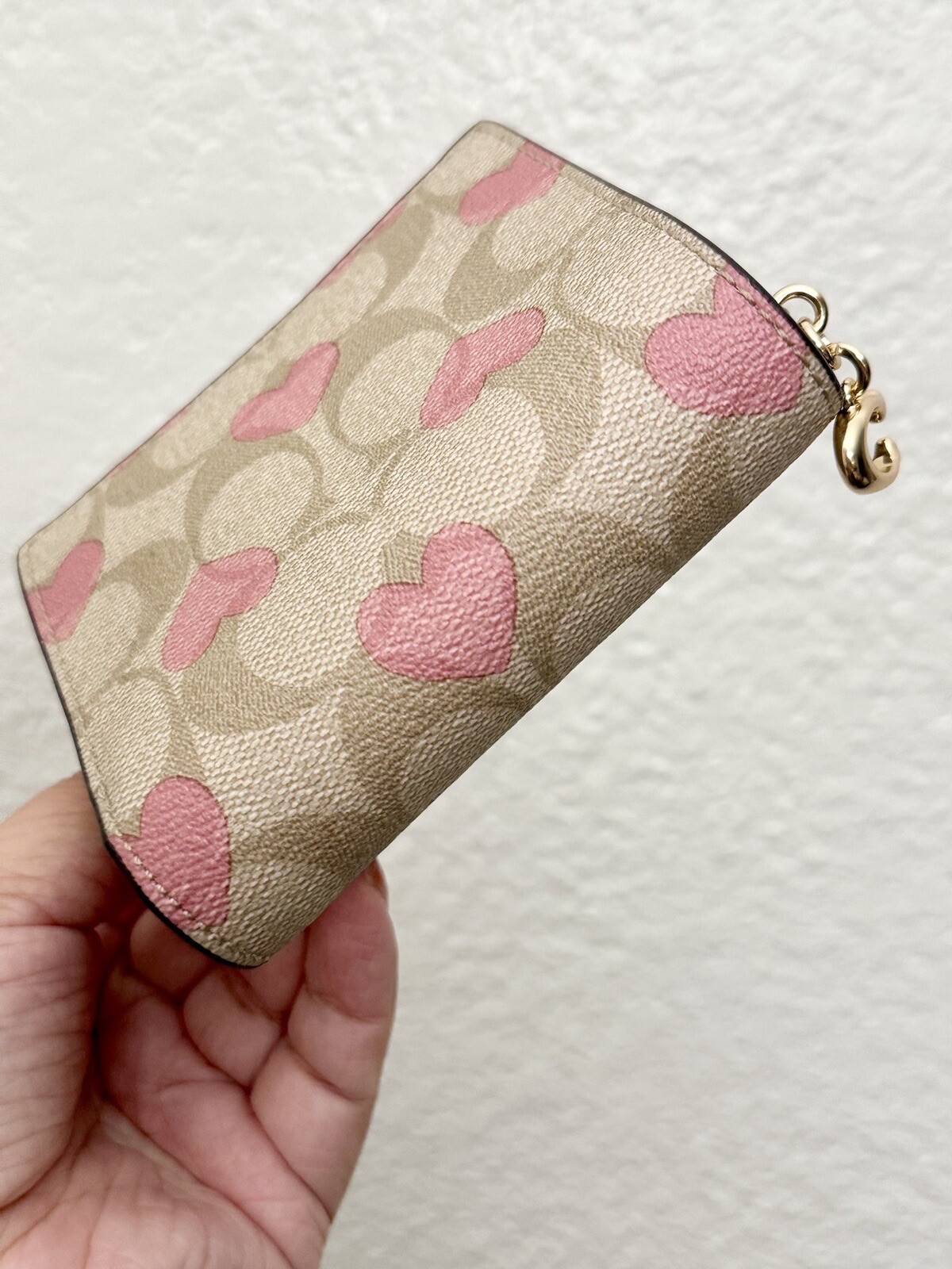 Coach Snap Wallet In Signature Canvas With Heart Print CQ145 image 5