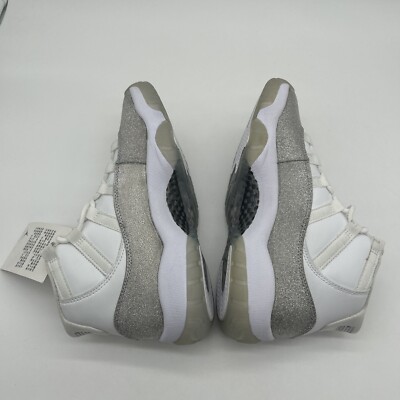 Nike Air Jordan 11 Retro Vast Grey Silver Retro W AR0715-100  display picture 1