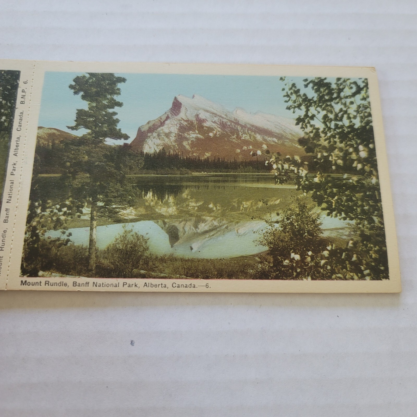 Vintage Banff Alberta Canada Miniature Postcard View Album 10 Postcards
