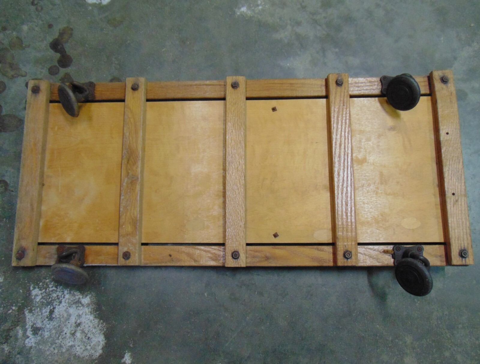 Vintage Lisle JEEPERS CREEPER Model JE EZ Rest Wood Auto Mechanic