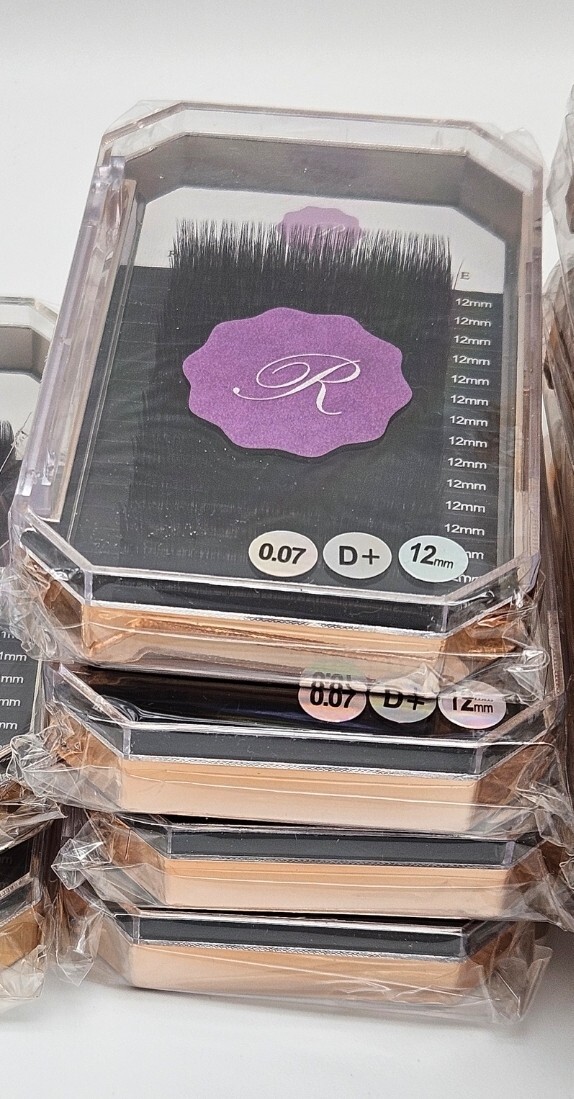 FILA Estensioni a ventaglio ciglia express 0 07 D+ 12 mm 16 file grezze Beauty Lounge NUOVE