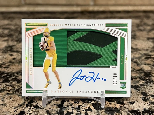 2020 National Treasures Collegiate JUSTIN HERBERT RPA, RC PATCH AUTO “GOLD”  /10
