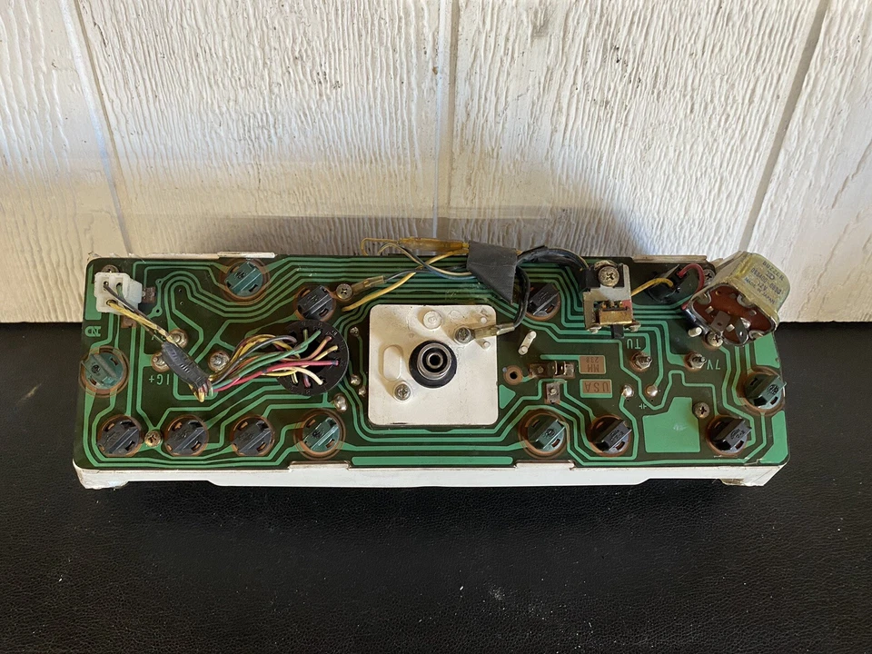 Grupo de velocímetro camioneta Mitsubishi Mighty Max D50 1985-1986 OEM | MB385925 Foto 3 de 4