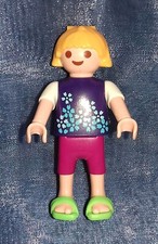 💖💖💖 PLAYMOBIL FIGUR - KINDERGARTENMÄDCHEN + STADTLEBEN + SPIELPLATZ  💖💖💖