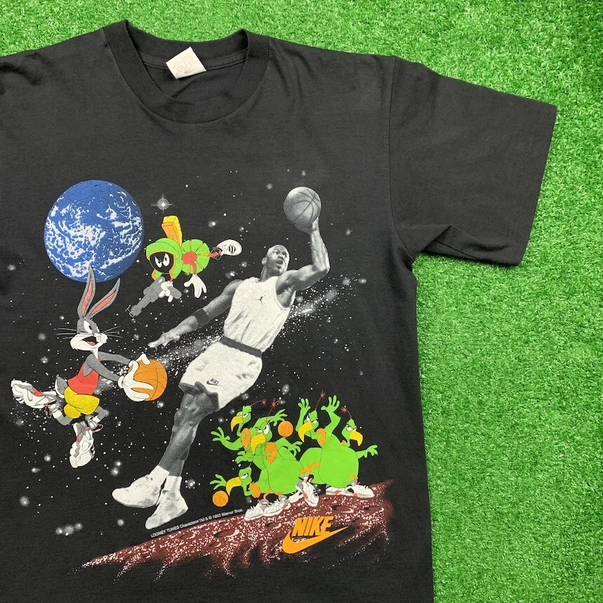 Vintage Nike T Shirt Mens Medium Space Jam 90s Jordan Looney Tunes Bugs Bunny