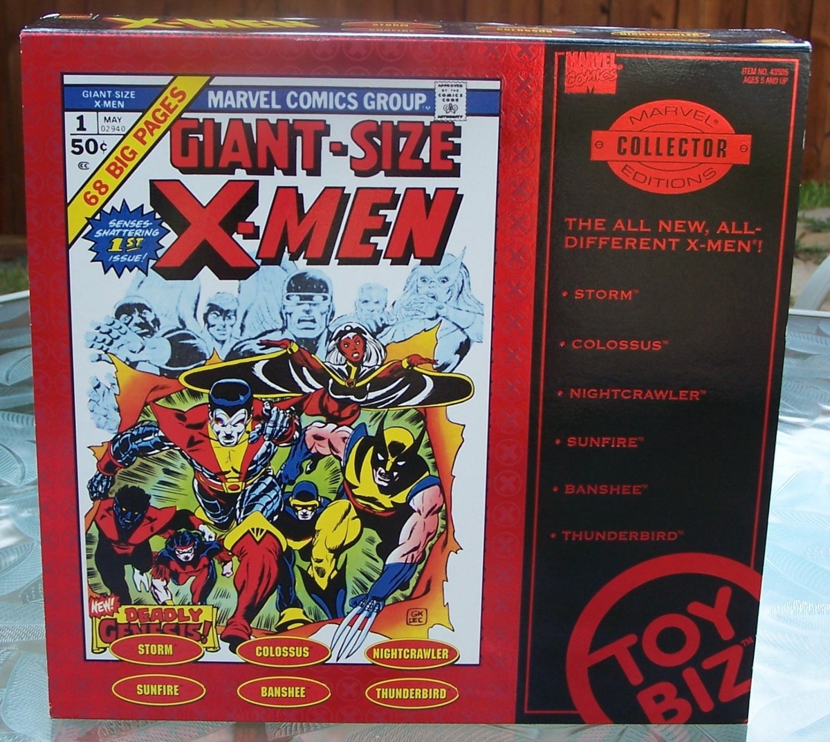 アメコミ HASBRO MARVEL UNIVERSE COMIC PACKS X-MEN Amazon.com: Marvel Universe, Exclusive X-Men First Class