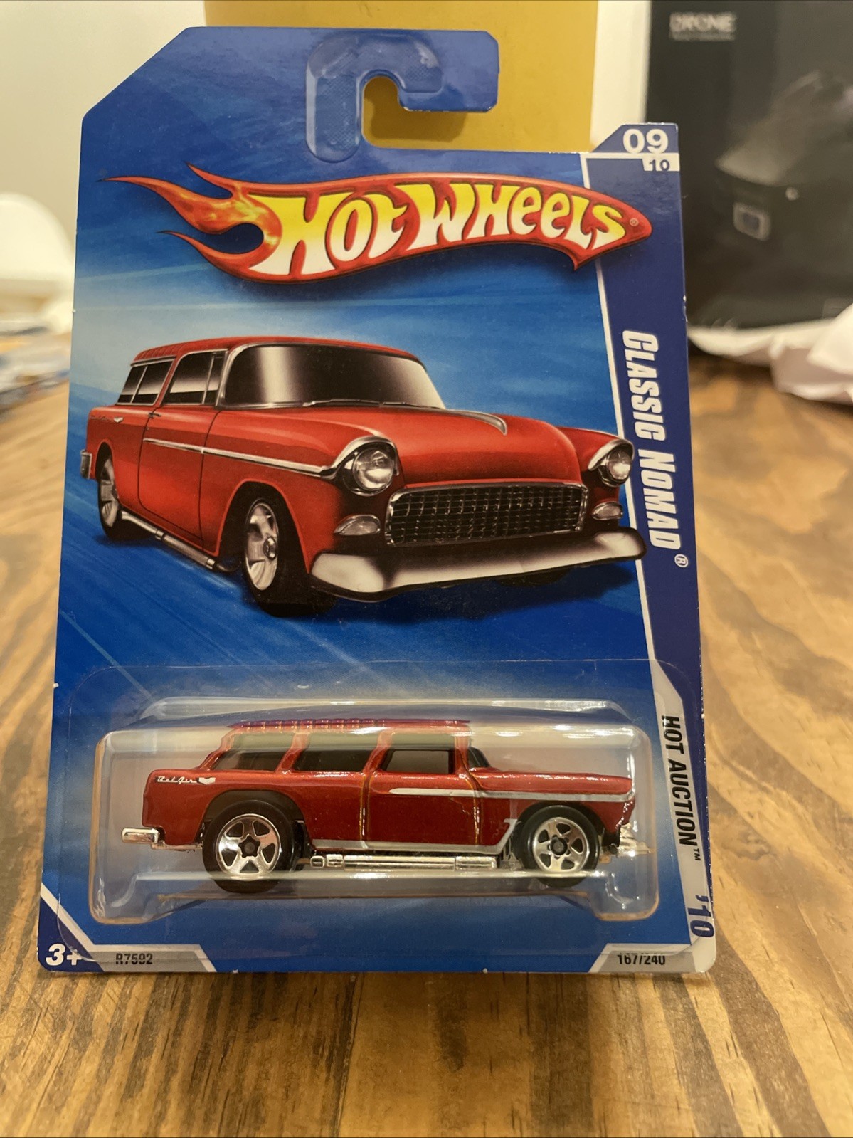 Hot Wheels 2010 CLASSIC NOMAD Red Hot Auction #9