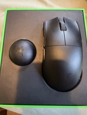 Razer Viper V4 Pro Ultra-Lightweight Wireless...