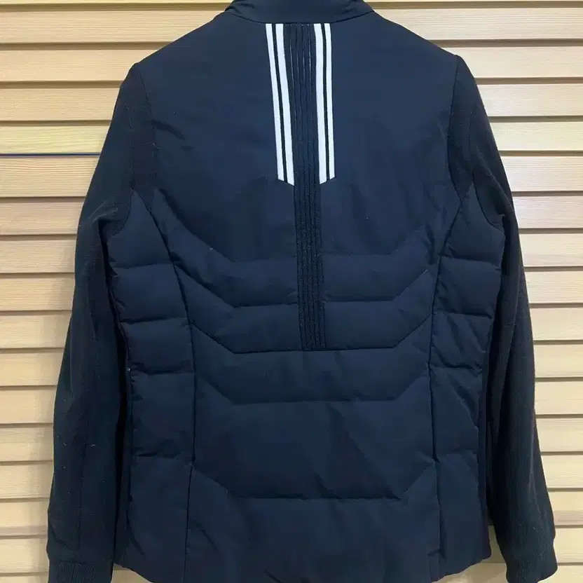 Descente Women's Black Down Padding Jacket - Size… - image 2