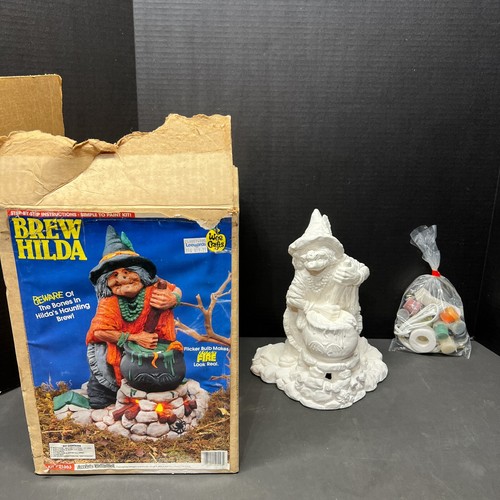 Accent Ultd Brew Hilda Witch Cauldron Halloween Flicker Bulb Fire Rare HTF Decor - Picture 2 of 24